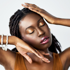 OUR F&W PARIS ROUTINE FOR MORE RADIANT SKIN 